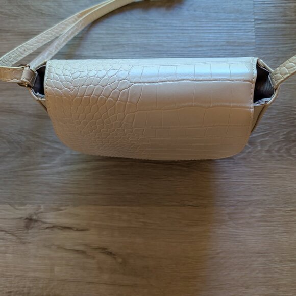 Snakeskin saddle crossbody bag - Picture 4 of 6